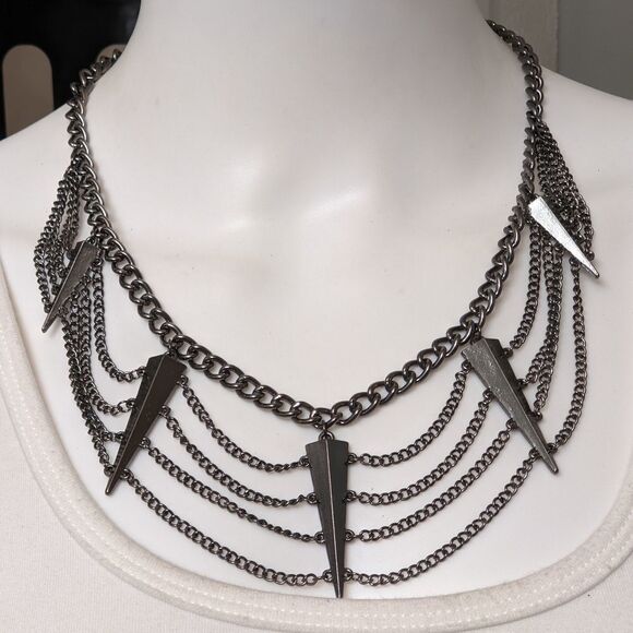 Vintage spikes & chain metal & links statement necklace - Picture 4 of 5